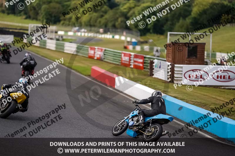 enduro digital images;event digital images;eventdigitalimages;mallory park;mallory park photographs;mallory park trackday;mallory park trackday photographs;no limits trackdays;peter wileman photography;racing digital images;trackday digital images;trackday photos